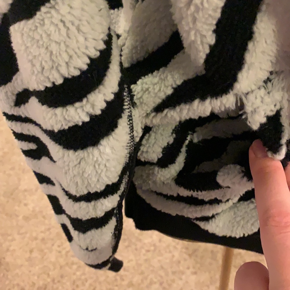 Rag And Bone Zebra Sherpa Sweater - image 4